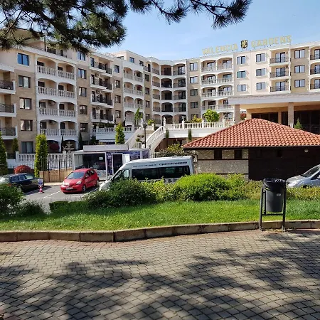 Apartmán Luxury 4-room In 