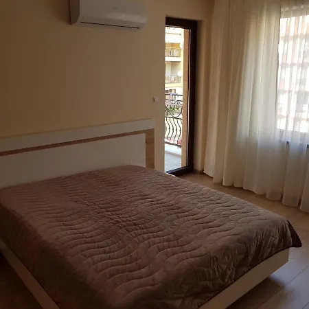 Apartmán Luxury 4-room In 